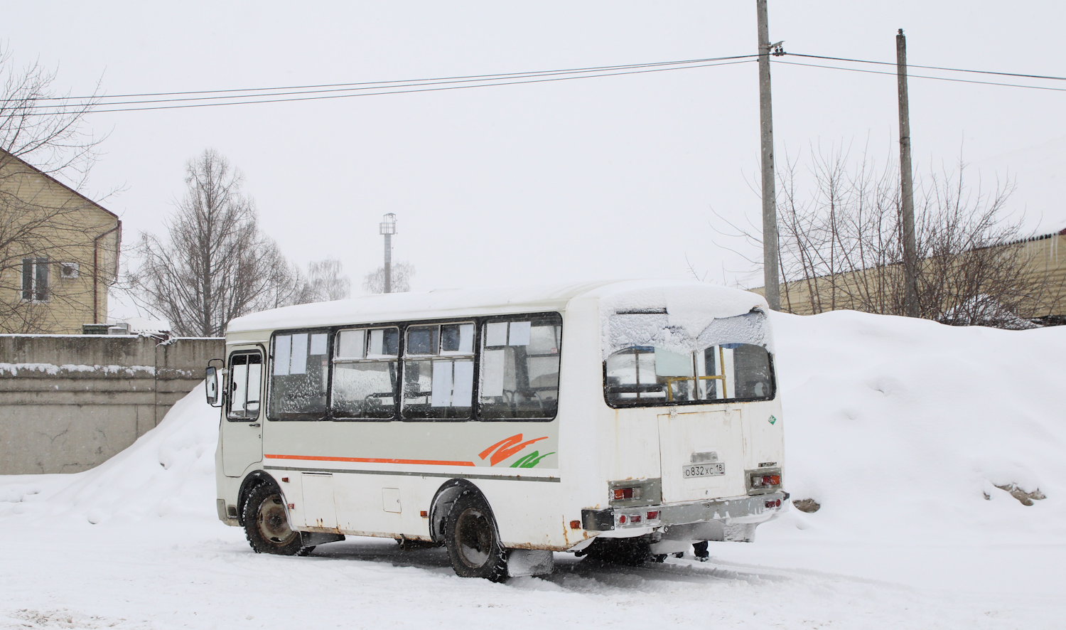 Удмуртия, ПАЗ-32054 № О 832 ХС 18