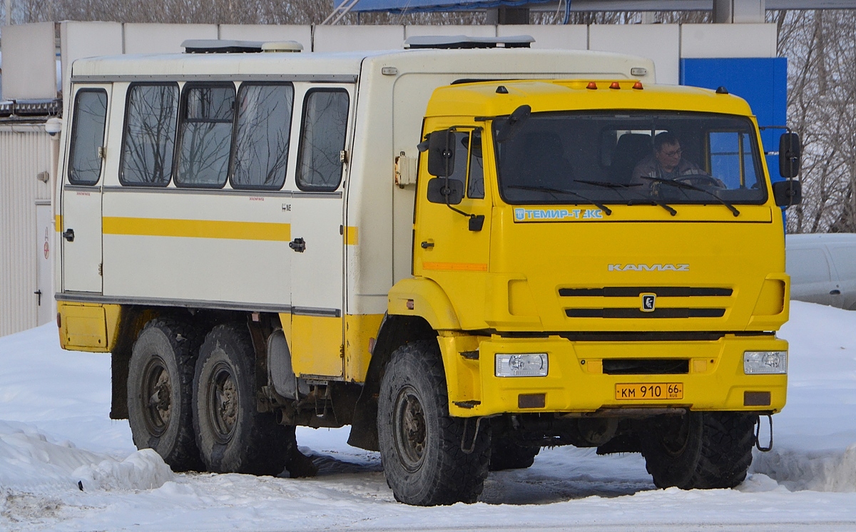 Свердловская область, НефАЗ-4208-24 № КМ 910 66