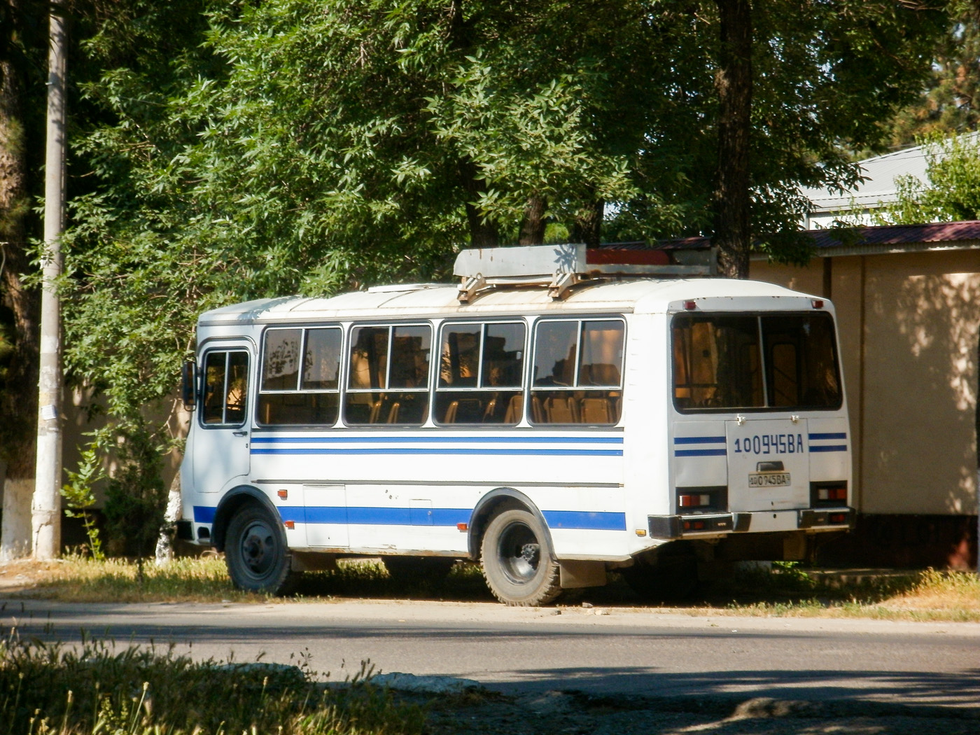 Uzbekistan, PAZ-32054 # 10 О 945 ВА