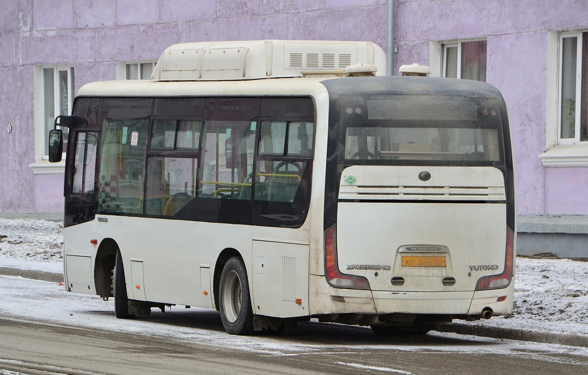 Свердловская область, Yutong ZK6852HG № КМ 544 66