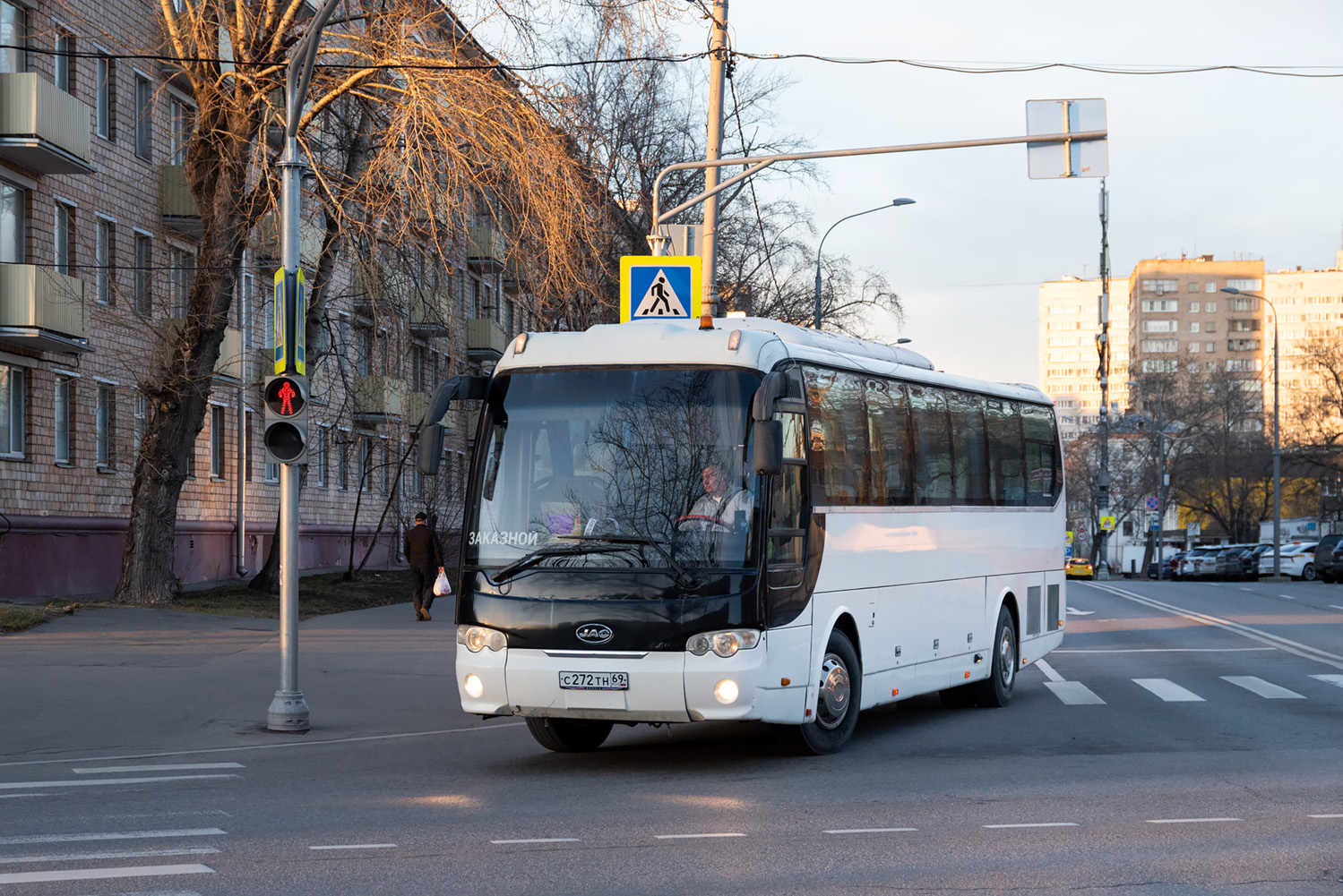 Тверская область, Heke JAC HK6120 № С 272 ТН 69