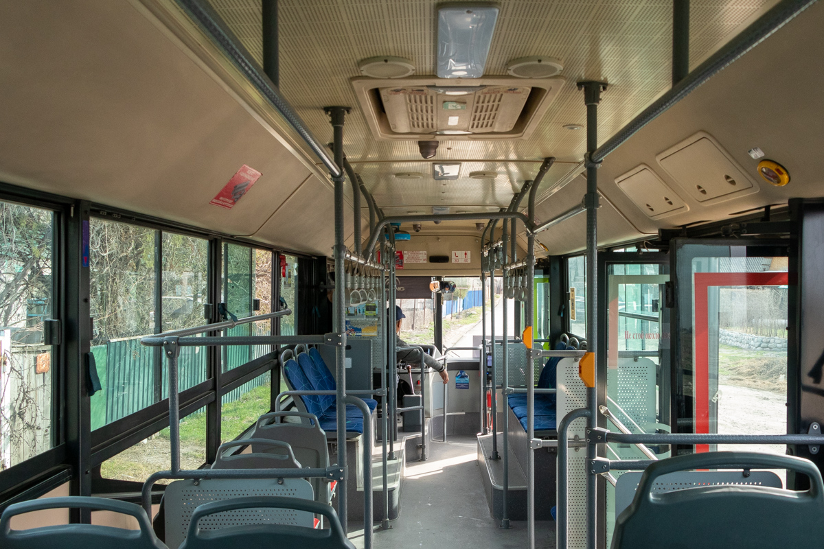 Кыргызстан, Yutong ZK6108HGH № 01 748 AG