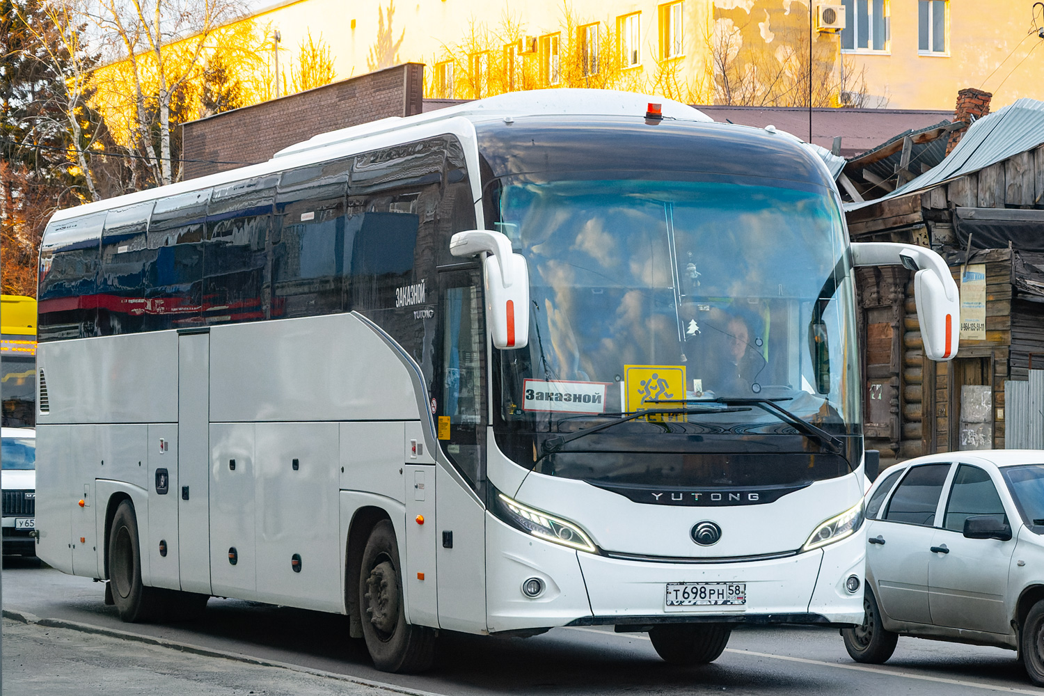 Пензенская область, Yutong C12PRO (ZK6128H) № Т 698 РН 58