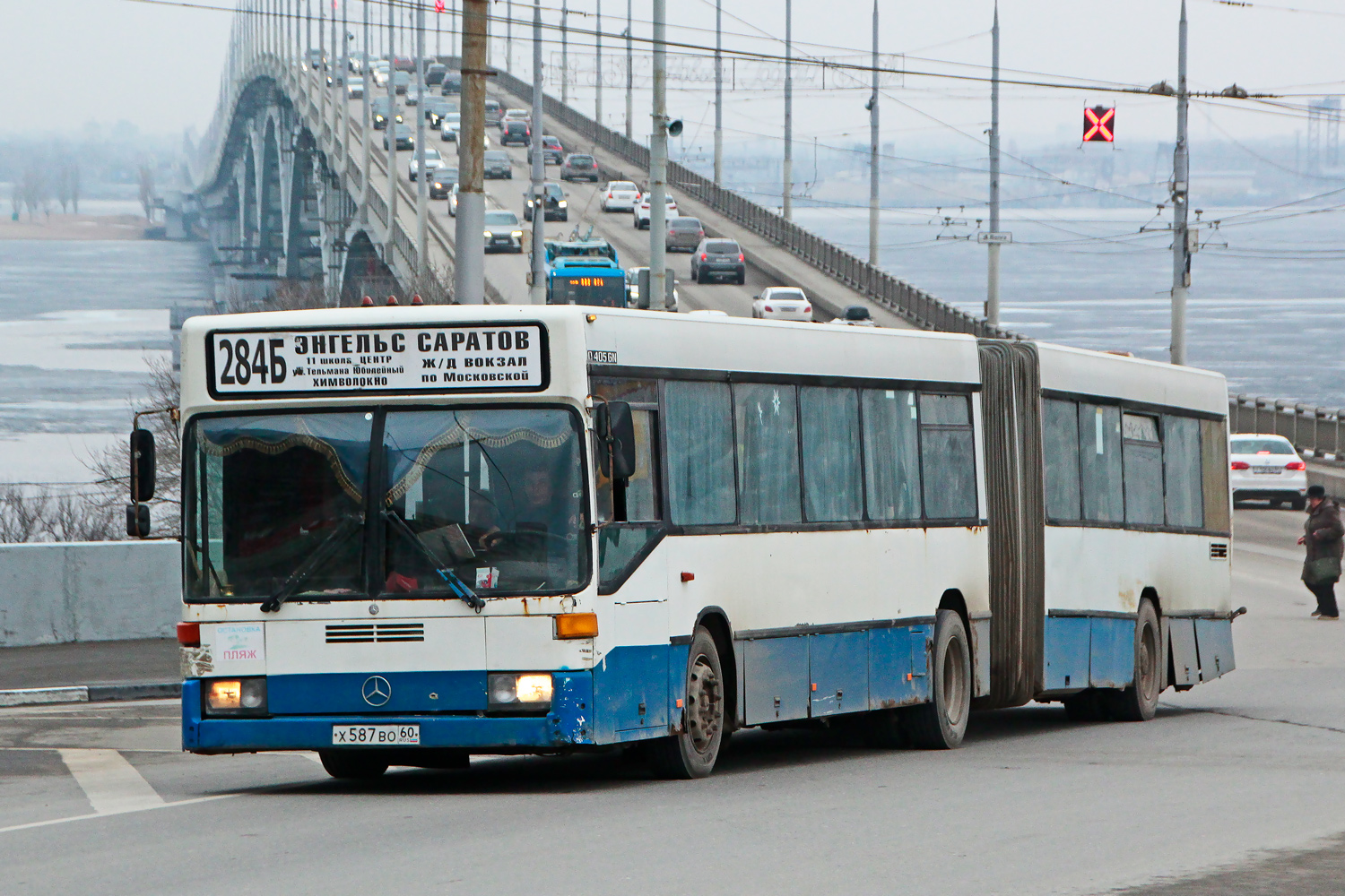 Саратовская область, Mercedes-Benz O405GN № Х 587 ВО 60