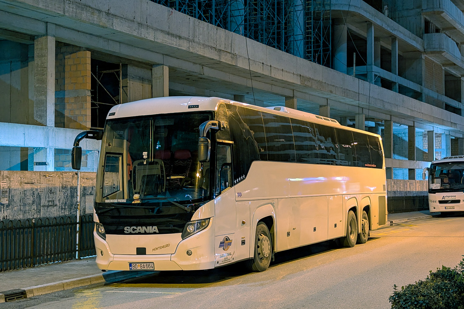 Черногория, Scania Touring HD 13.7 № BD BA664