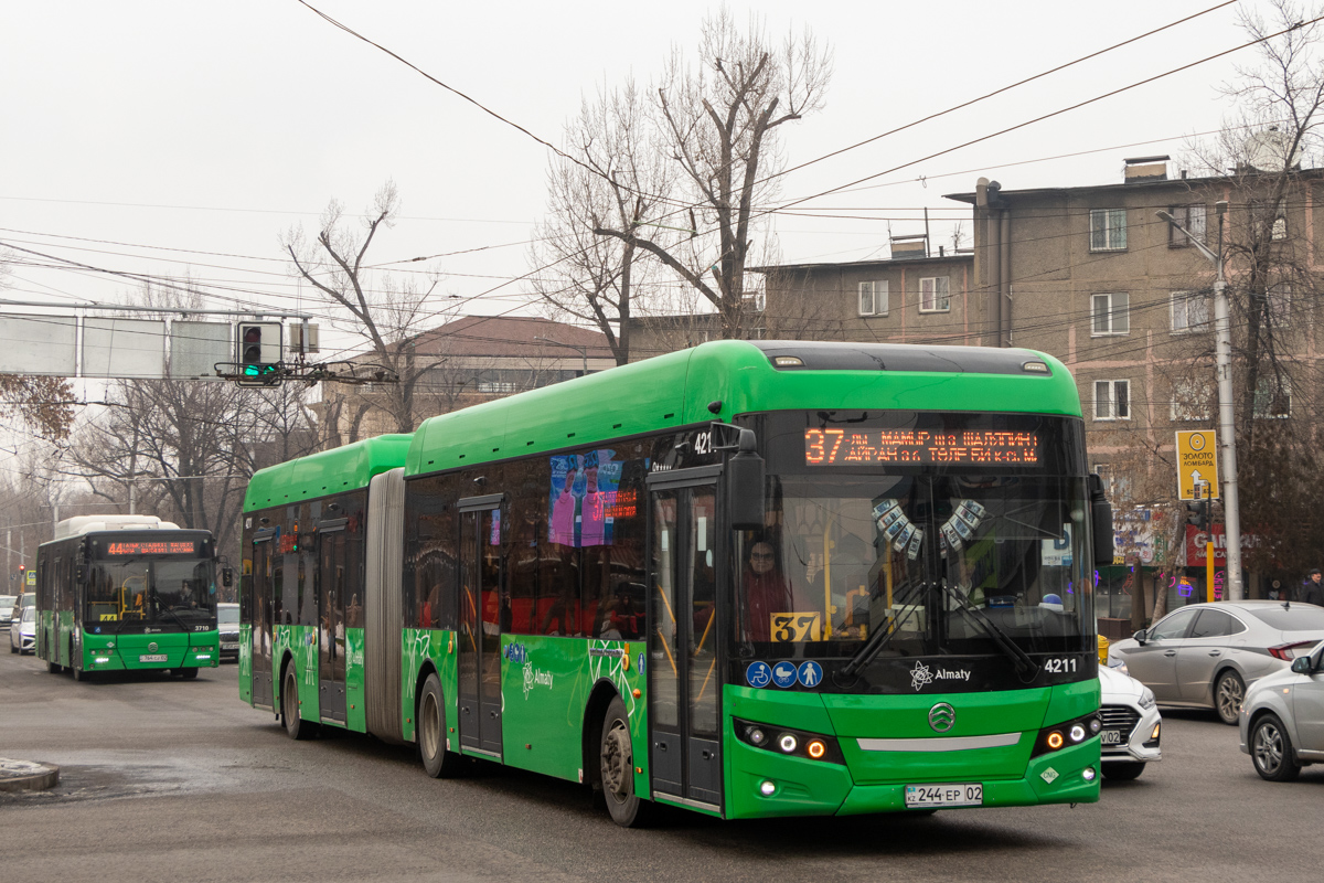 Алматы, Golden Dragon XML6185J13C (Hyundai Trans Auto) № 4211