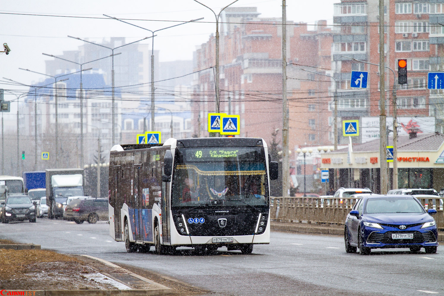 Красноярский край, НефАЗ-5299-40-52 № Р 879 ТМ 124