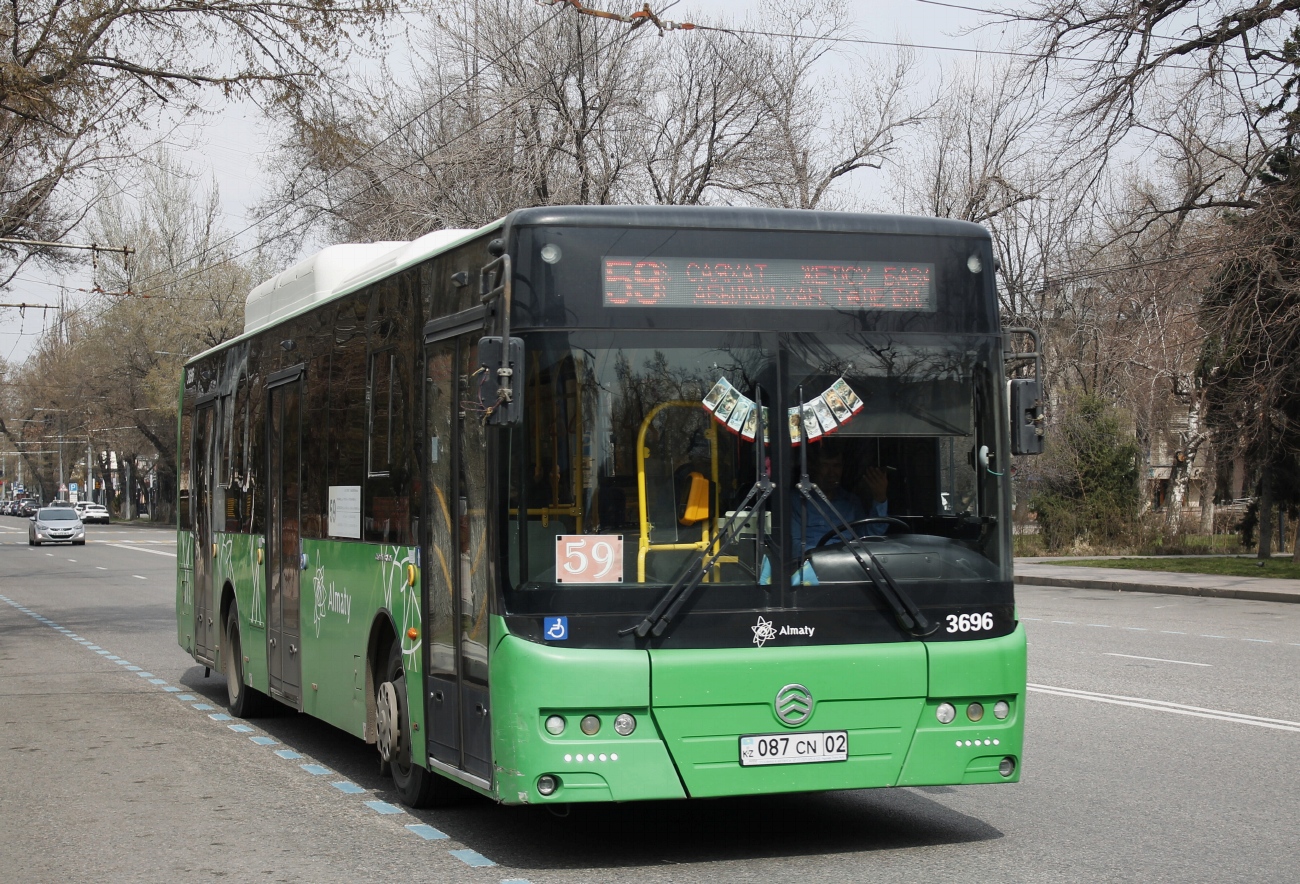 Алматы, Golden Dragon XML6125CN (Hyundai Trans Auto) № 3696
