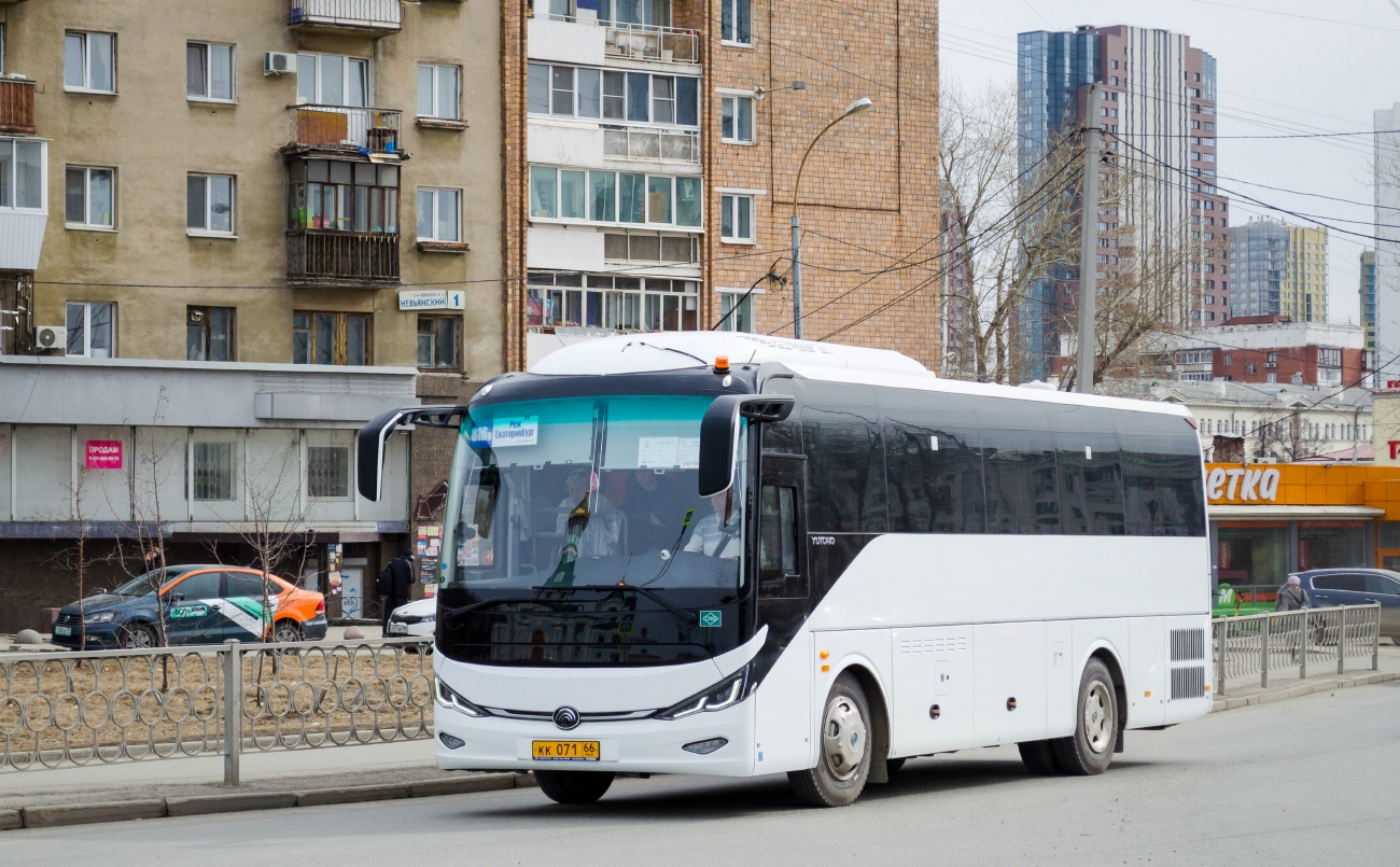 Szverdlovszki terület, Yutong C9 (ZK6947HN) sz.: КК 071 66