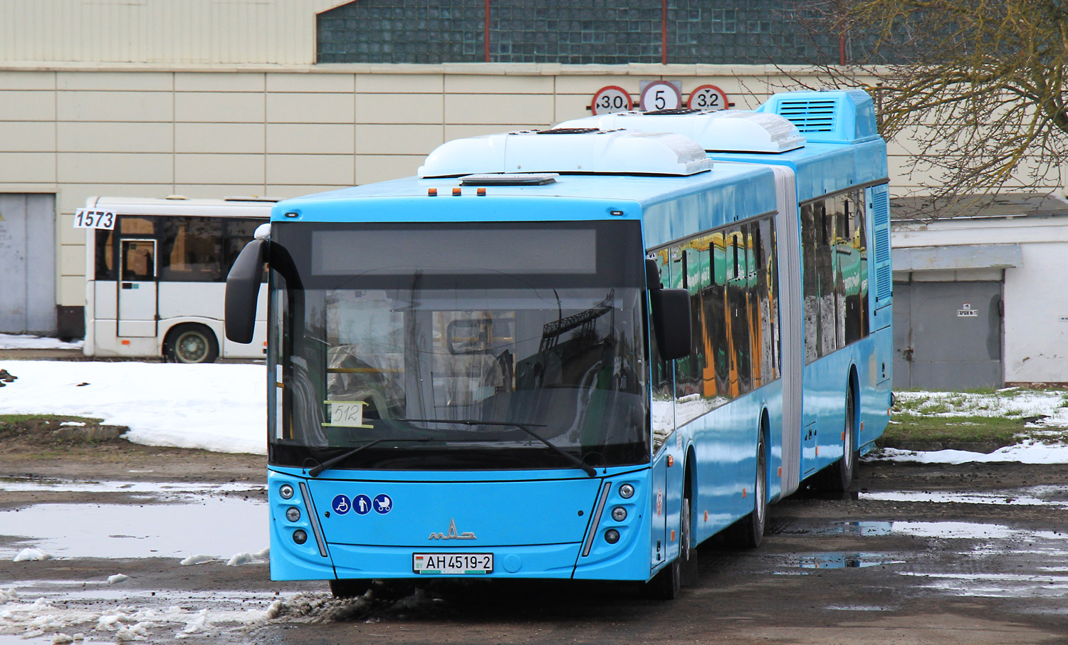 Витебская область, МАЗ-216.047 № 012645