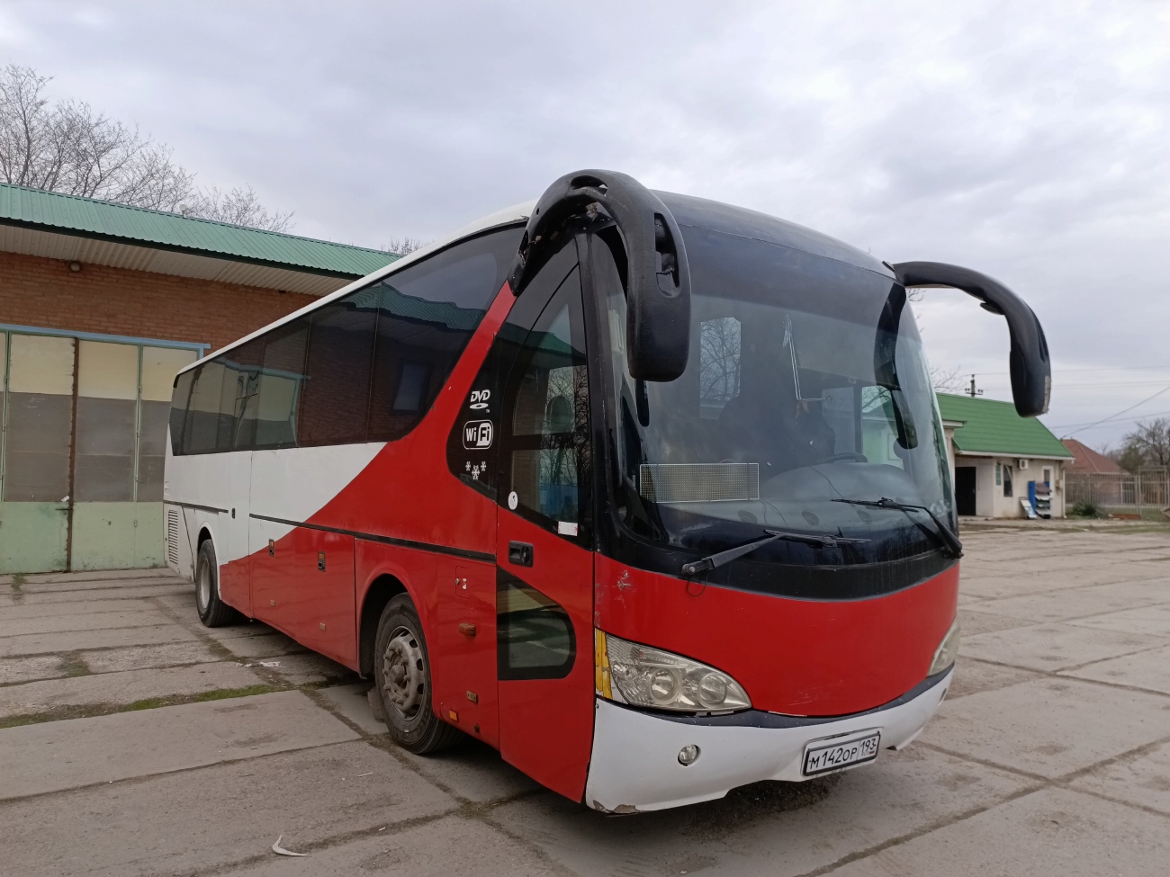 Краснодарский край, Yutong ZK6119HA № М 142 ОР 193