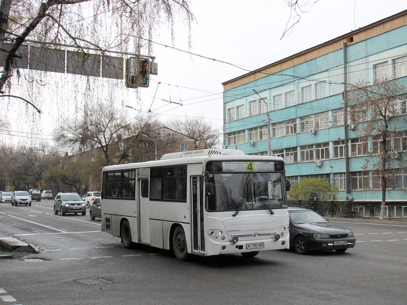 Алматы, Daewoo BS090 (СемАЗ) № A 790 HH