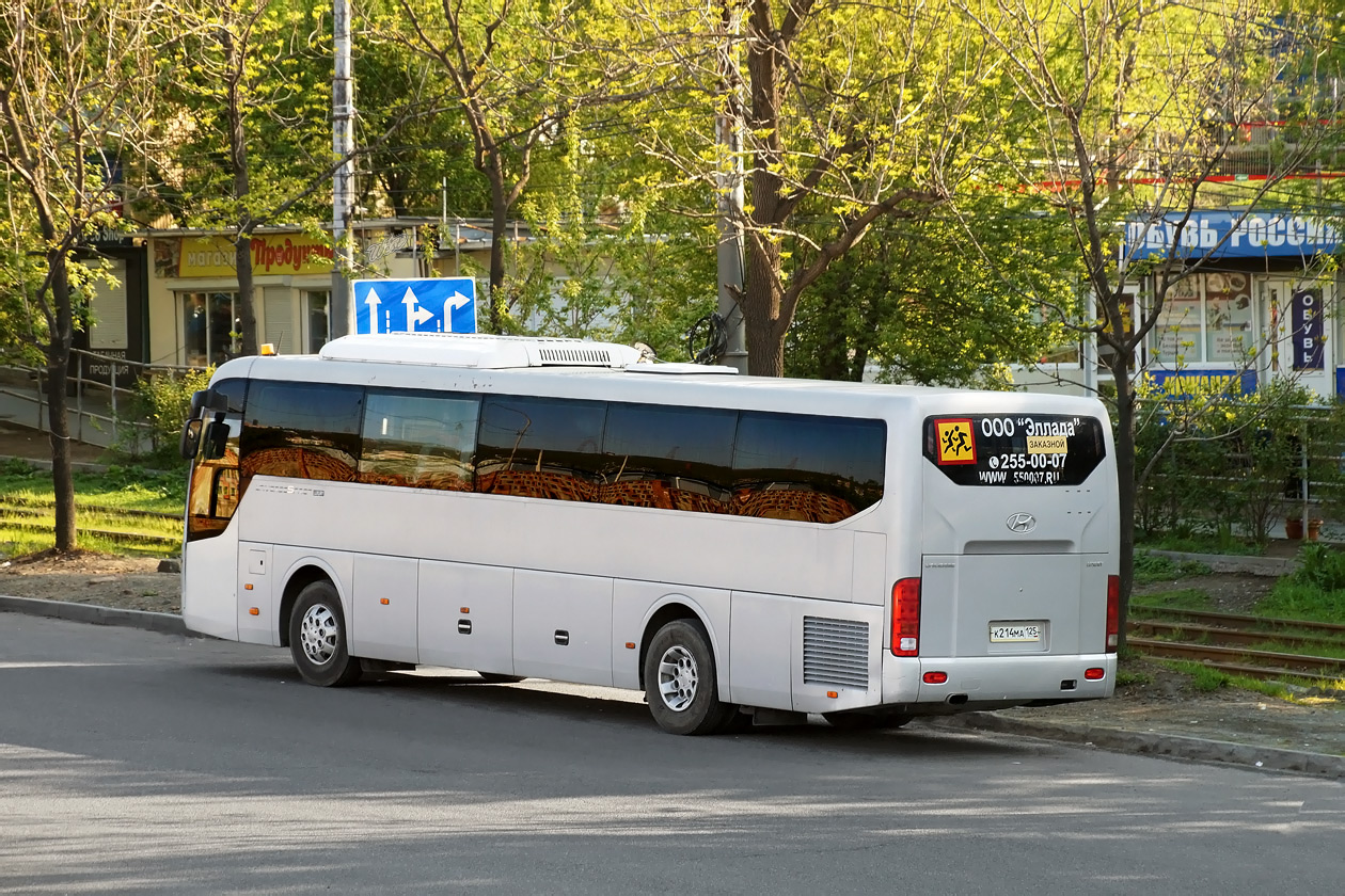 Primorskiy region, Hyundai Universe Space Luxury č. К 214 МА 125 Primorskiy region, Hyundai Universe Space Luxury č. К 214 МА 125