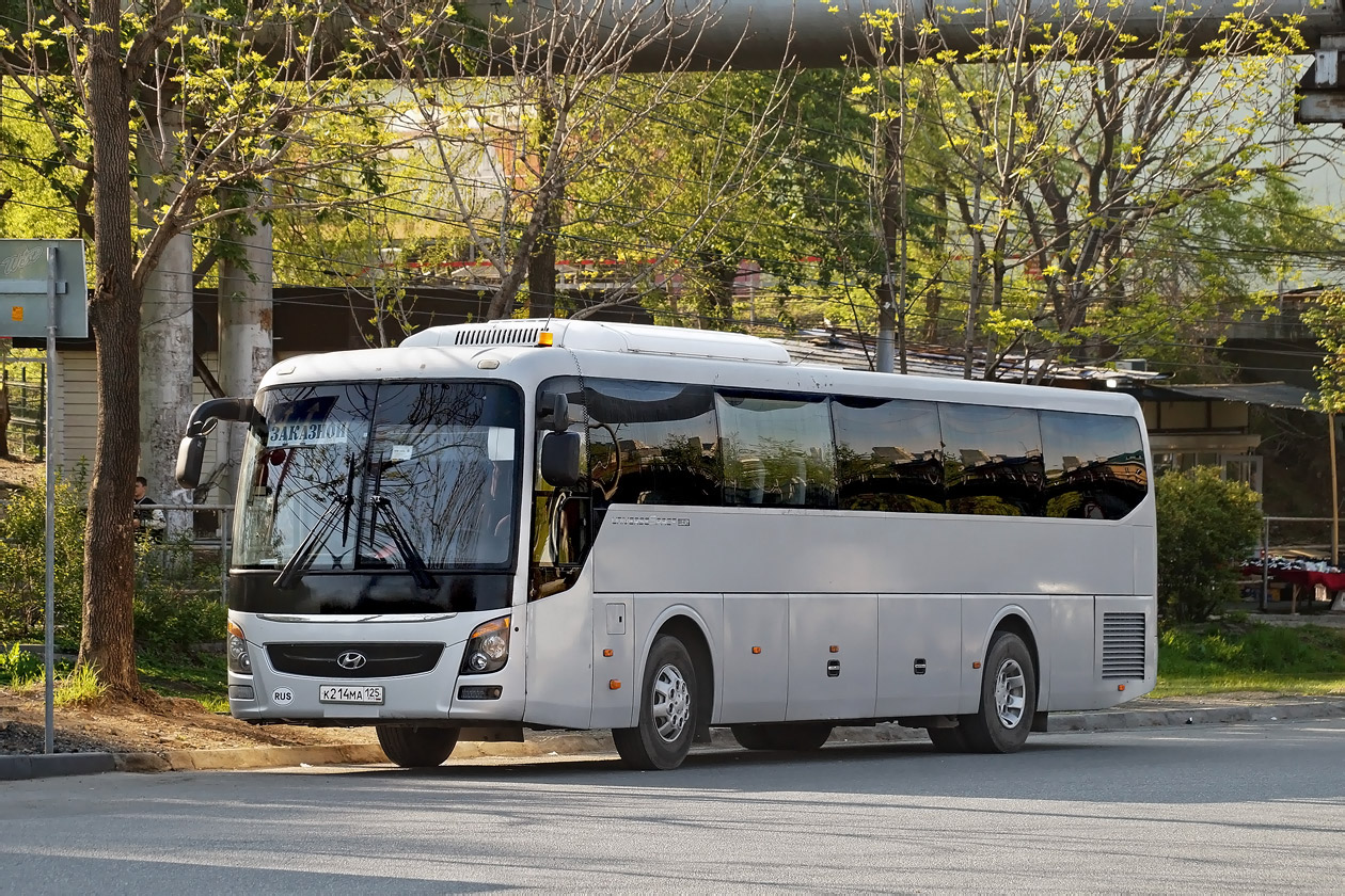 Primorskiy region, Hyundai Universe Space Luxury č. К 214 МА 125 Primorskiy region, Hyundai Universe Space Luxury č. К 214 МА 125