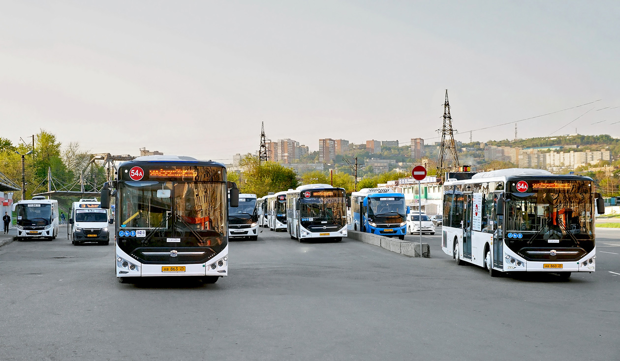 Приморский край, Zhong Tong LCK6105HG № АВ 863 25; Приморский край, Zhong Tong LCK6105HG № АВ 860 25