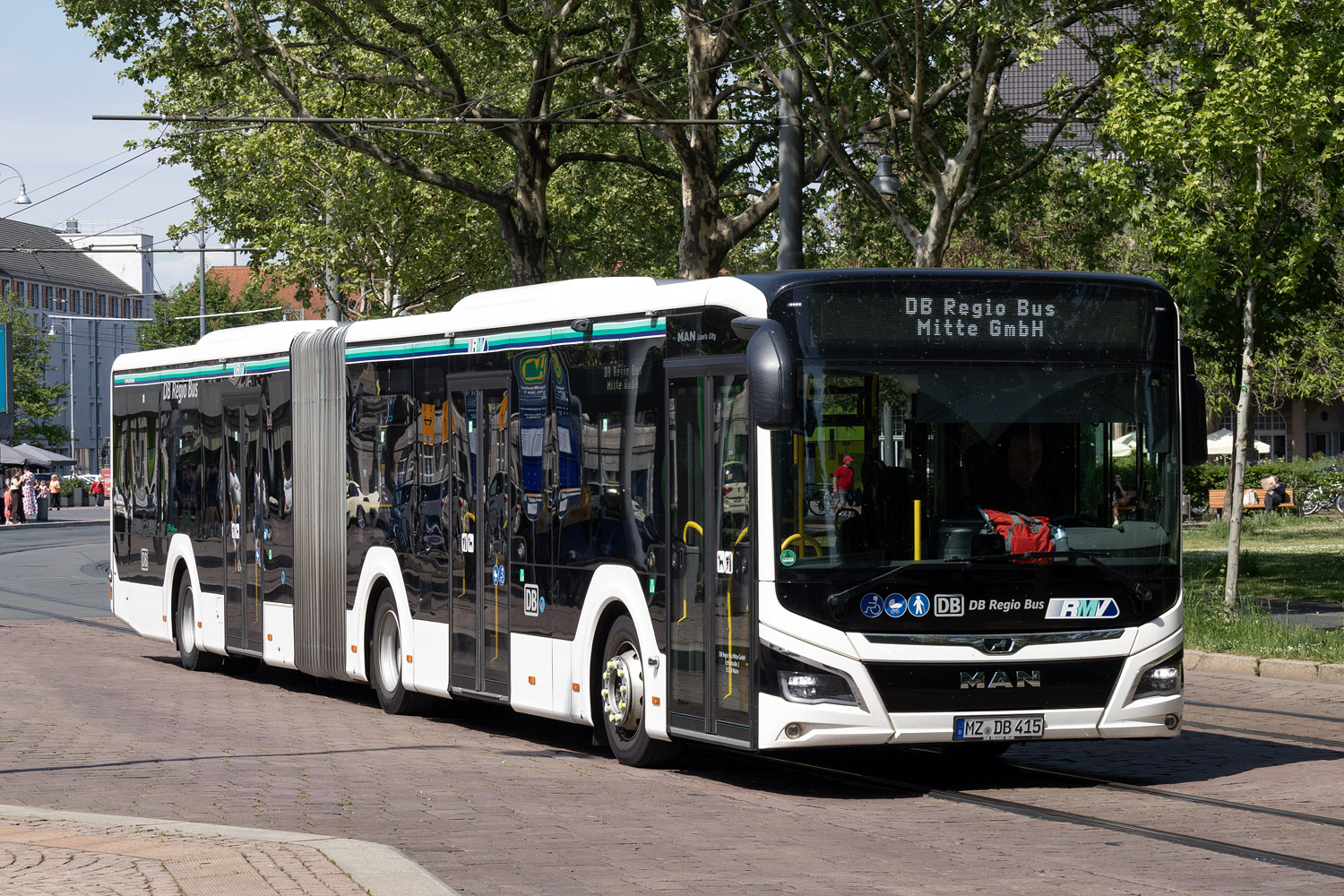 Rhineland-Palatinate, MAN 18C Lion's City 18 NG360 EfficientHybrid Nr. MZ-DB 415