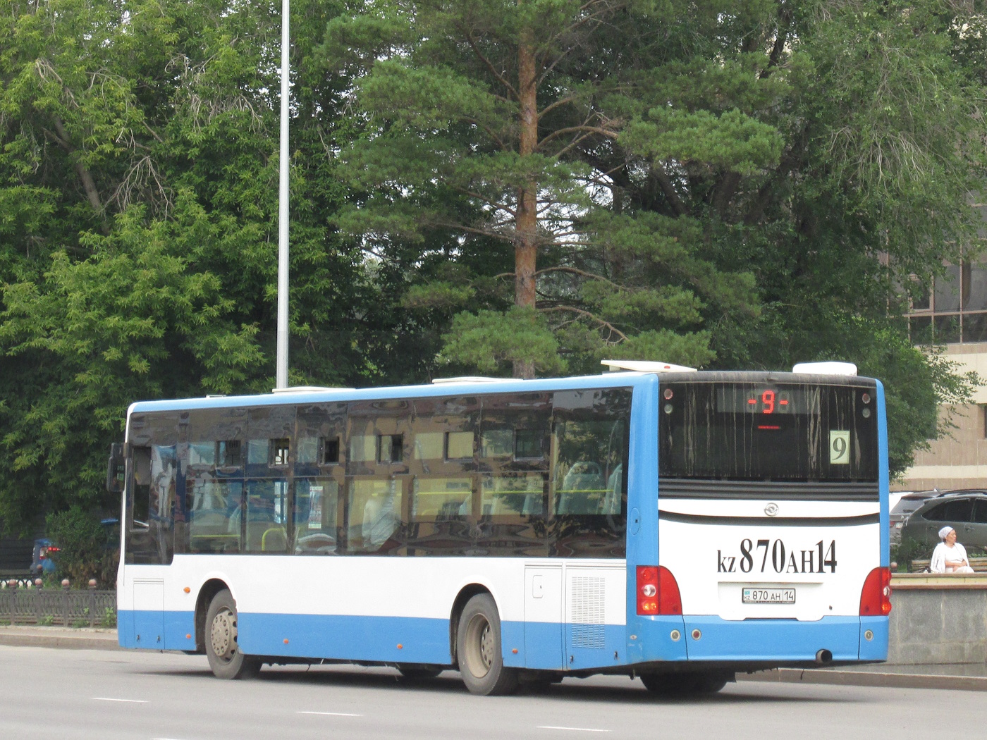 Павлодарская область, Huang Hai DD6129S15 № 870 AH 14