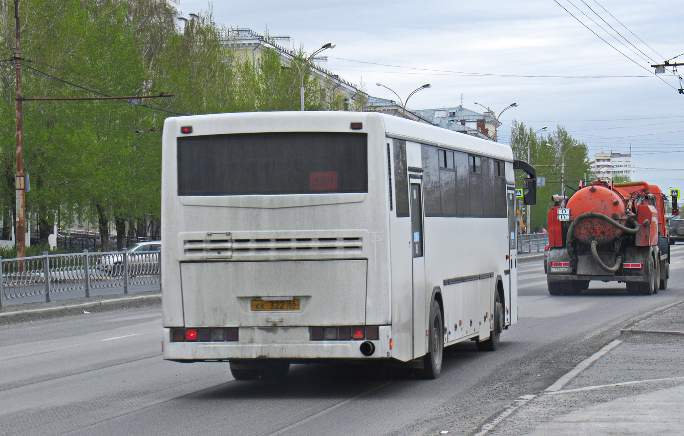 Свердловская область, НефАЗ-5299-10-17 № КК 322 66