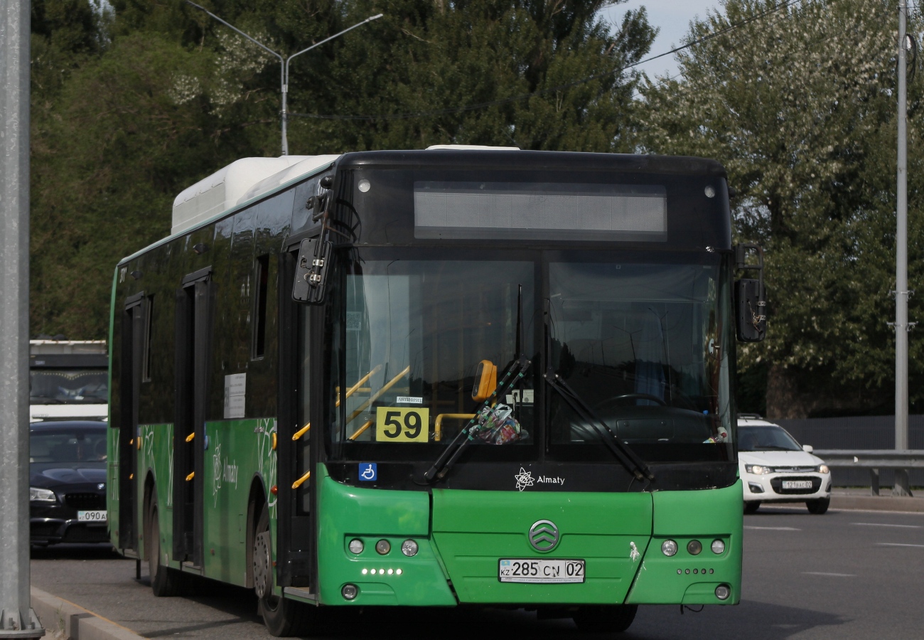 Алматы, Golden Dragon XML6125CN (Hyundai Trans Auto) № 3711