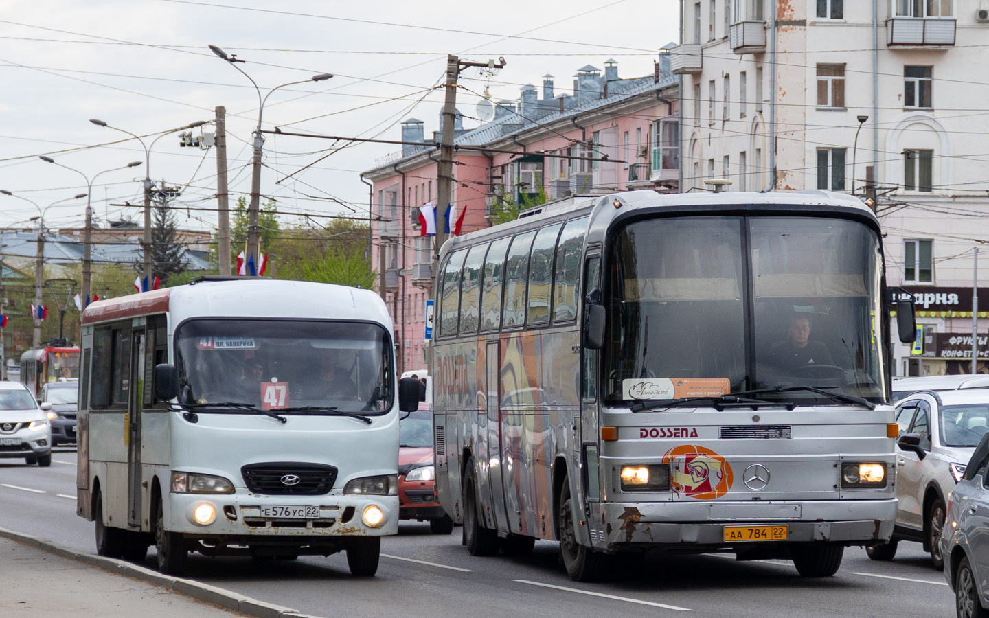 Алтайский край, Hyundai County LWB (ТагАЗ) № Е 576 УС 22; Алтайский край, Mercedes-Benz O303-15RHD № АА 784 22 Алтайский край, Hyundai County LWB (ТагАЗ) № Е 576 УС 22; Алтайский край, Mercedes-Benz O303-15RHD № АА 784 22