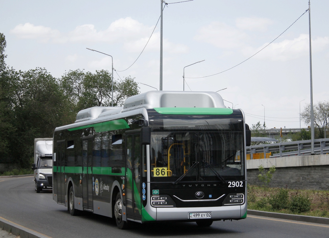 Алматы, Yutong ZK6126HG (QazTehna) № 2902