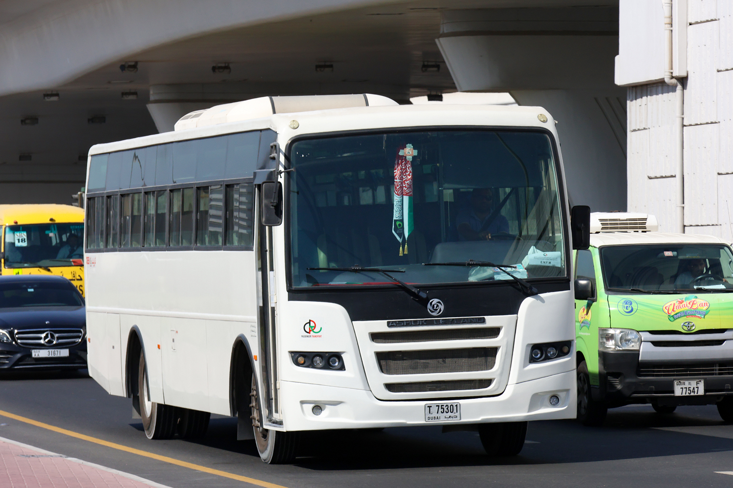 Об'єднані Арабські Емірати, Ashok Leyland Falcon Mark I (EF) № T 75301