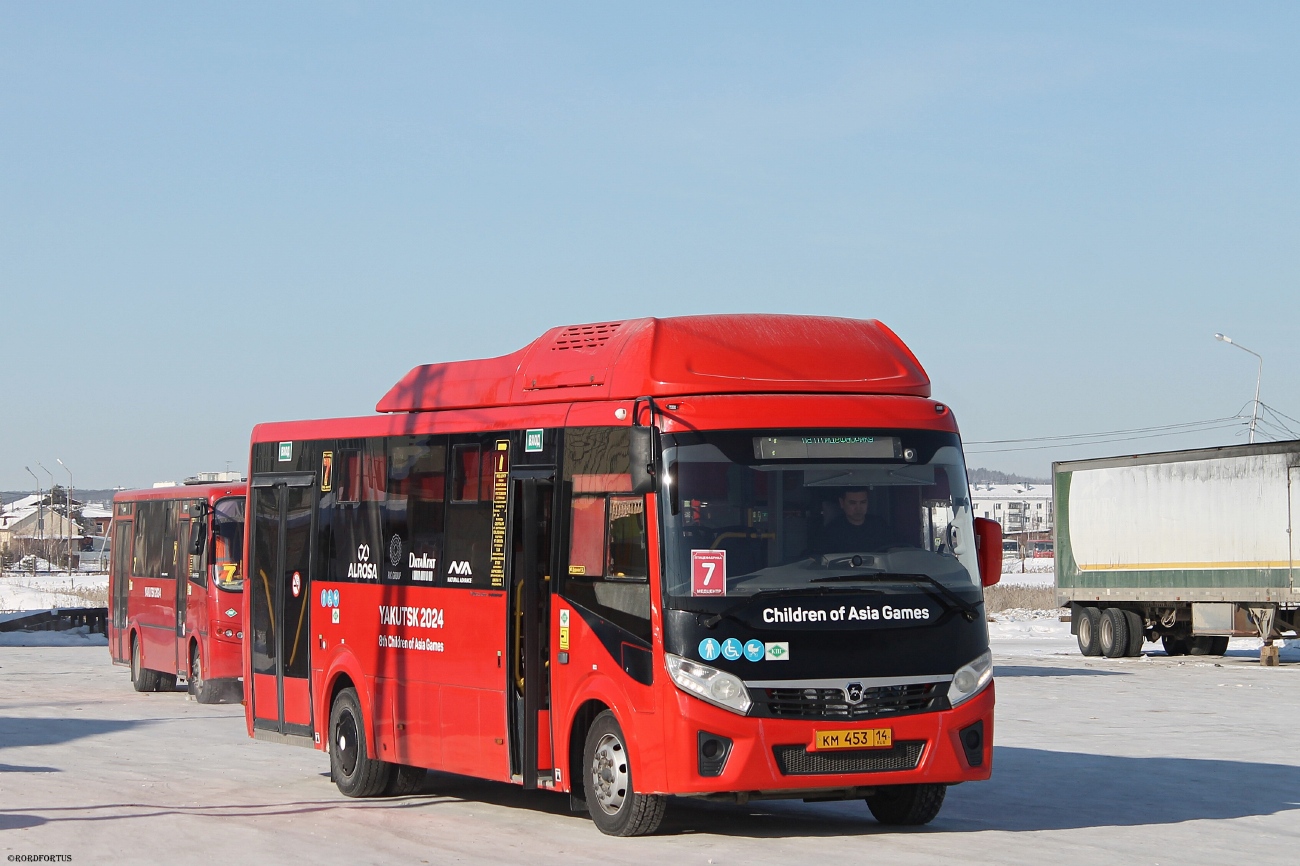 Саха (Якутия), ПАЗ-320414-14 "Вектор" № УХ 334 77; Саха (Якутия), ПАЗ-320415-14 "Vector Next" № КМ 453 14