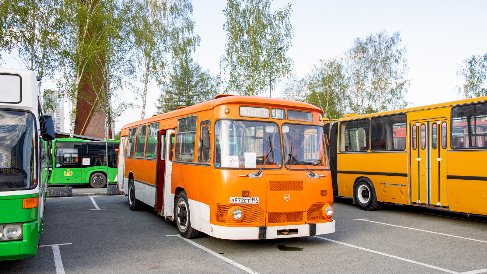 Свердловская область, Mercedes-Benz O405 № АТ 111 72; Свердловская область, НефАЗ-5299-40-57 (CNG) № 1249; Свердловская область, ЛиАЗ-677МБ № В 872 ЕТ 196; Челябинская область, Ikarus 280.02 № АК 305 74