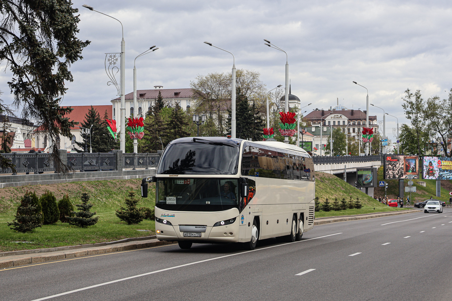 Санкт-Петербург, Neoplan P16 N1218HDL Cityliner L № А 010 КН 198
