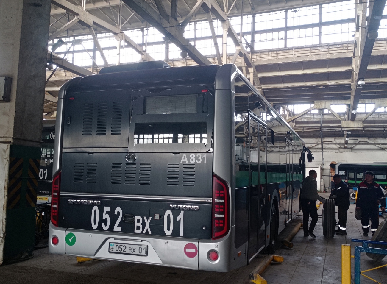 Астана, Yutong ZK6128HG (QazTehna) № A831; Астана — Автопарки