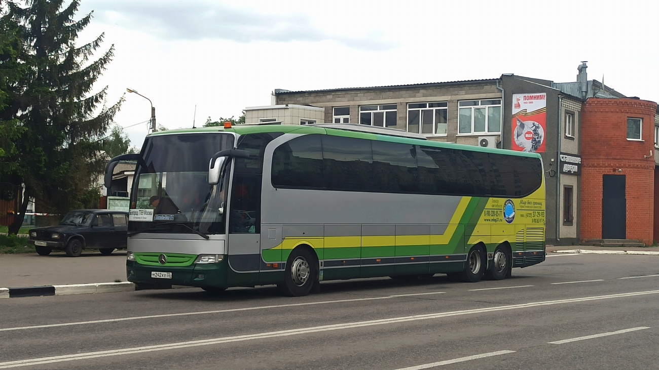 Белгородская область, Mercedes-Benz O580-17RHD Travego L № М 242 КЕ 32