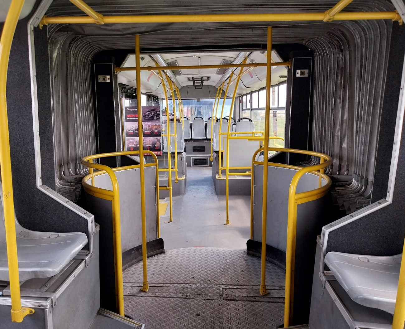 Сербия, МАЗ-215.M69 № 53