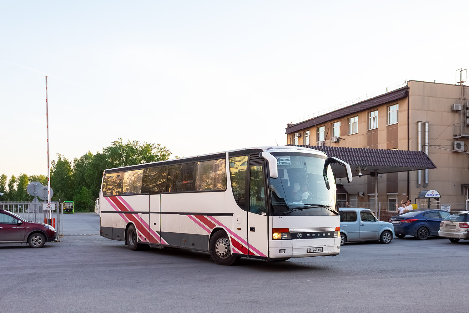 Кыргызстан, Setra S315HD № 08 241 ABG