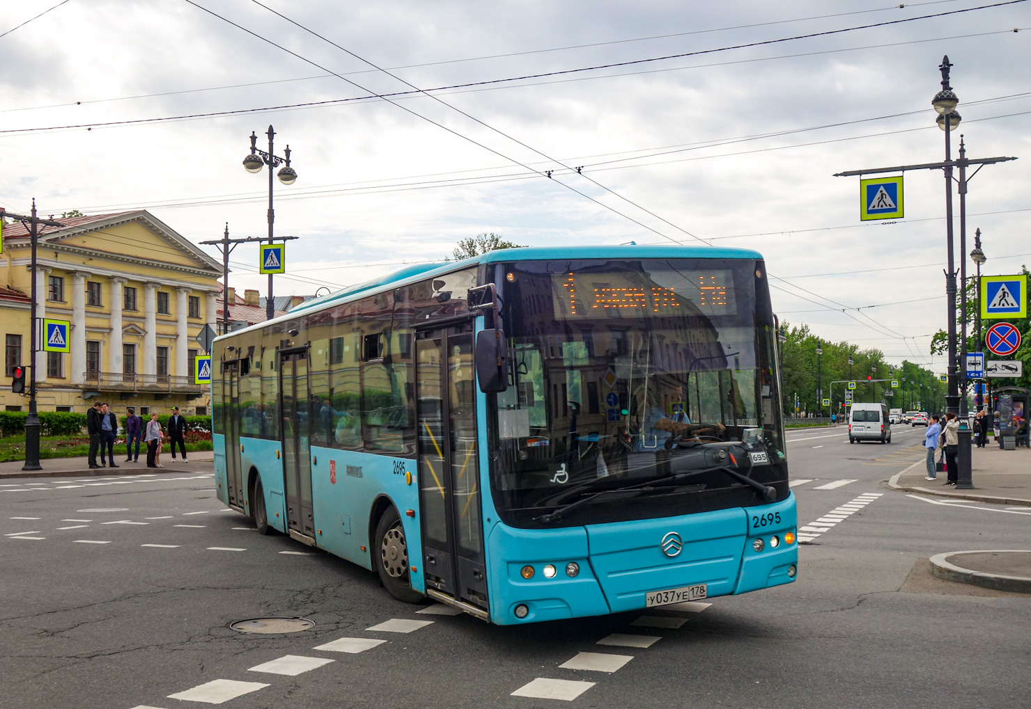 Санкт-Петербург, Golden Dragon XML6125CR № 2695