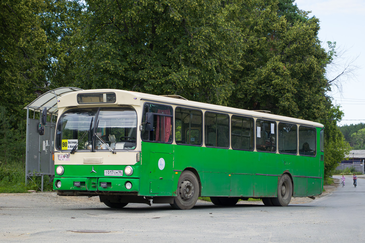 Свердловская область, Mercedes-Benz O305 № Т 017 СМ 96