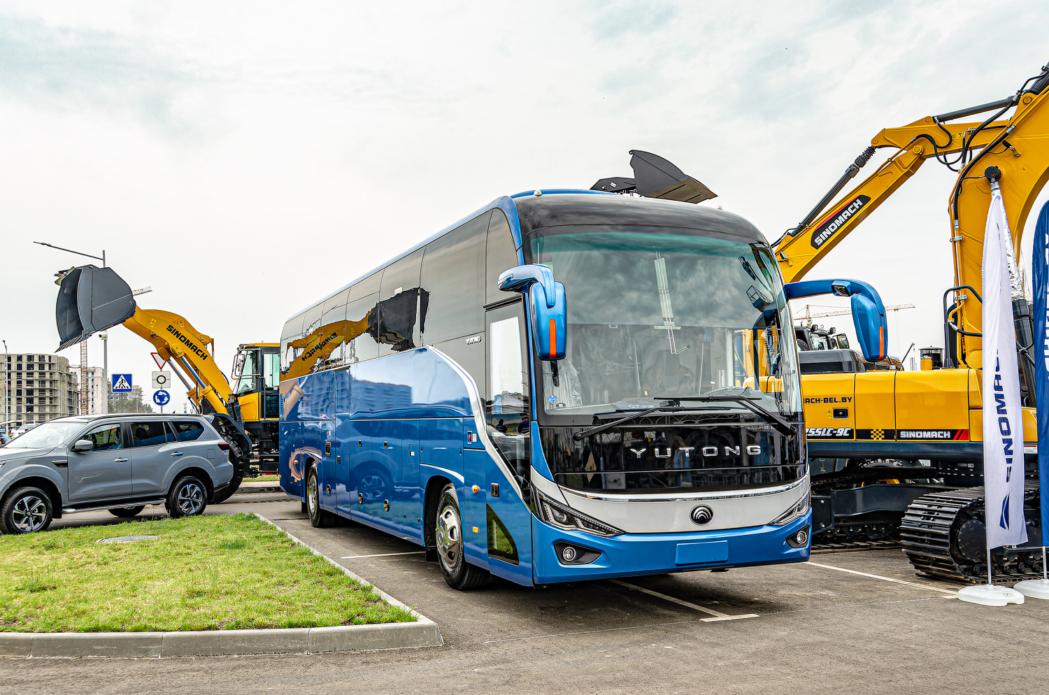 Минская область, Yutong C12PRO (ZK6128H) № 5Б/Н-97; Минск — Выставка "БелАгро-2025" Минская область, Yutong C12PRO (ZK6128H) № 5Б/Н-97; Минск — Выставка "БелАгро-2025"