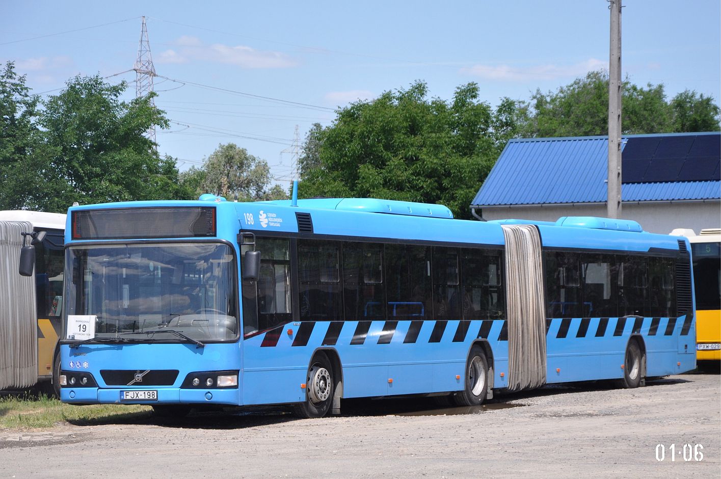 Венгрия, Volvo 7700A № FJX-198