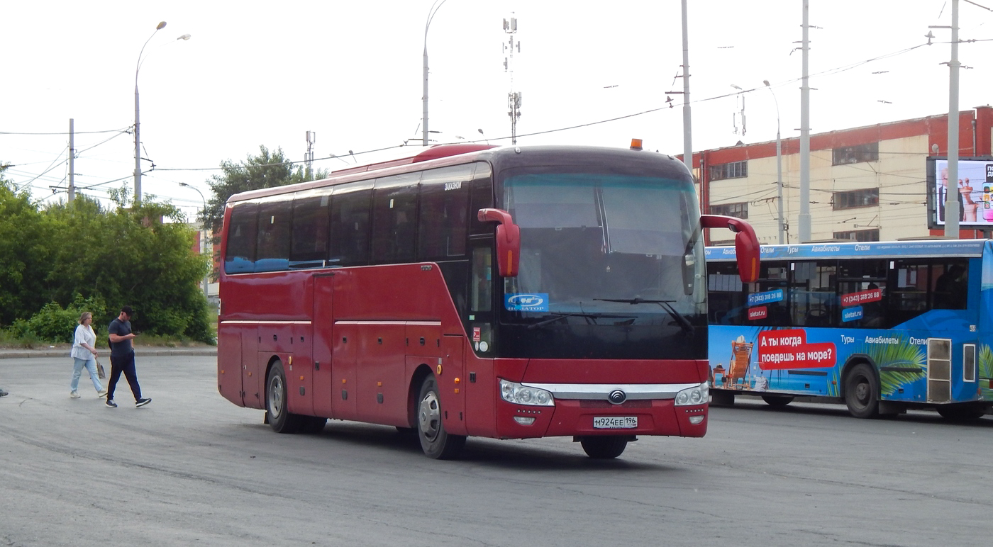 Свердловская область, Yutong ZK6122H9 № М 924 ЕЕ 196