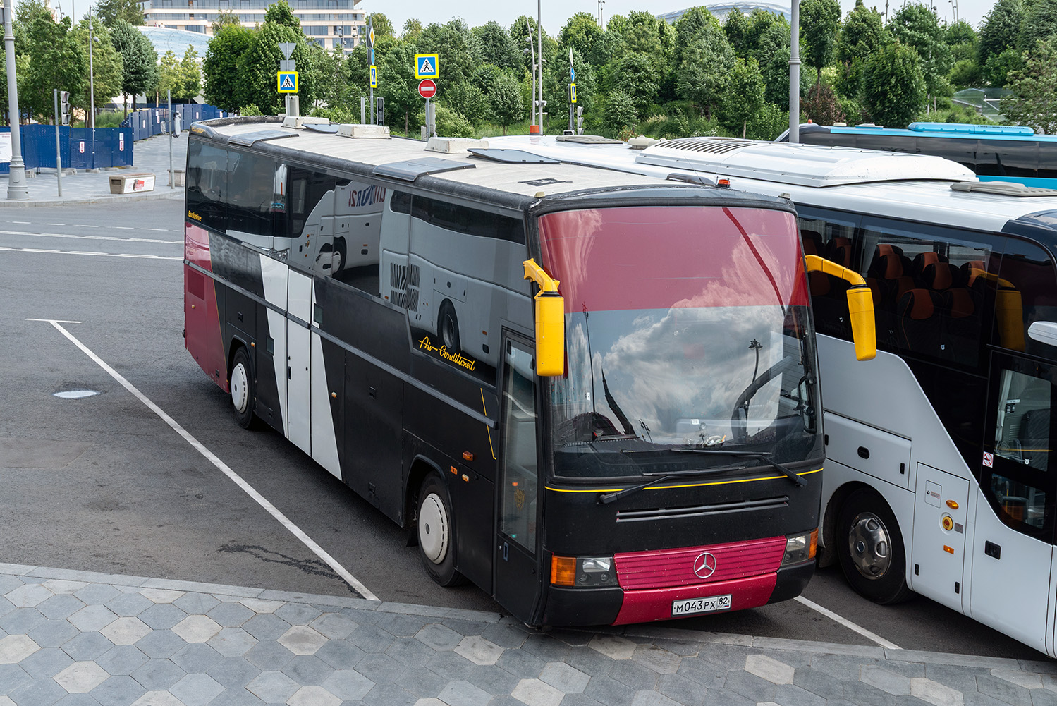 Республика Крым, Ernst Auwärter Eurostar SHD № М 043 РХ 82