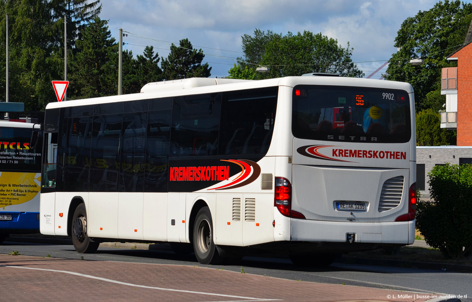 Северный Рейн-Вестфалия, Setra S415LE business № RE-AK 1235