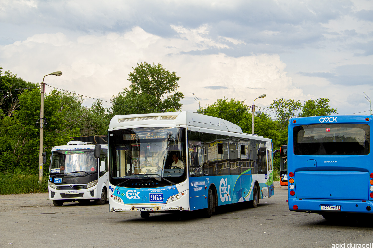 Омская область, Volgabus-5270.G2 (CNG) № 965; Омская область, НефАЗ-5299-40-57 (CNG) № 823