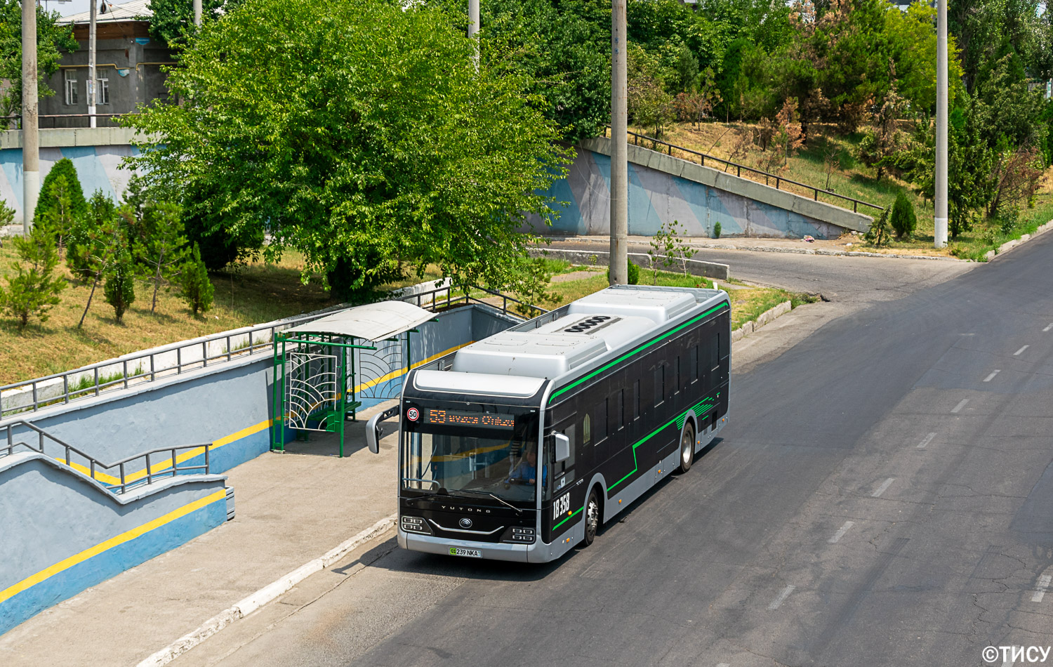 Узбекистан, Yutong ZK6126BEVG № 18358