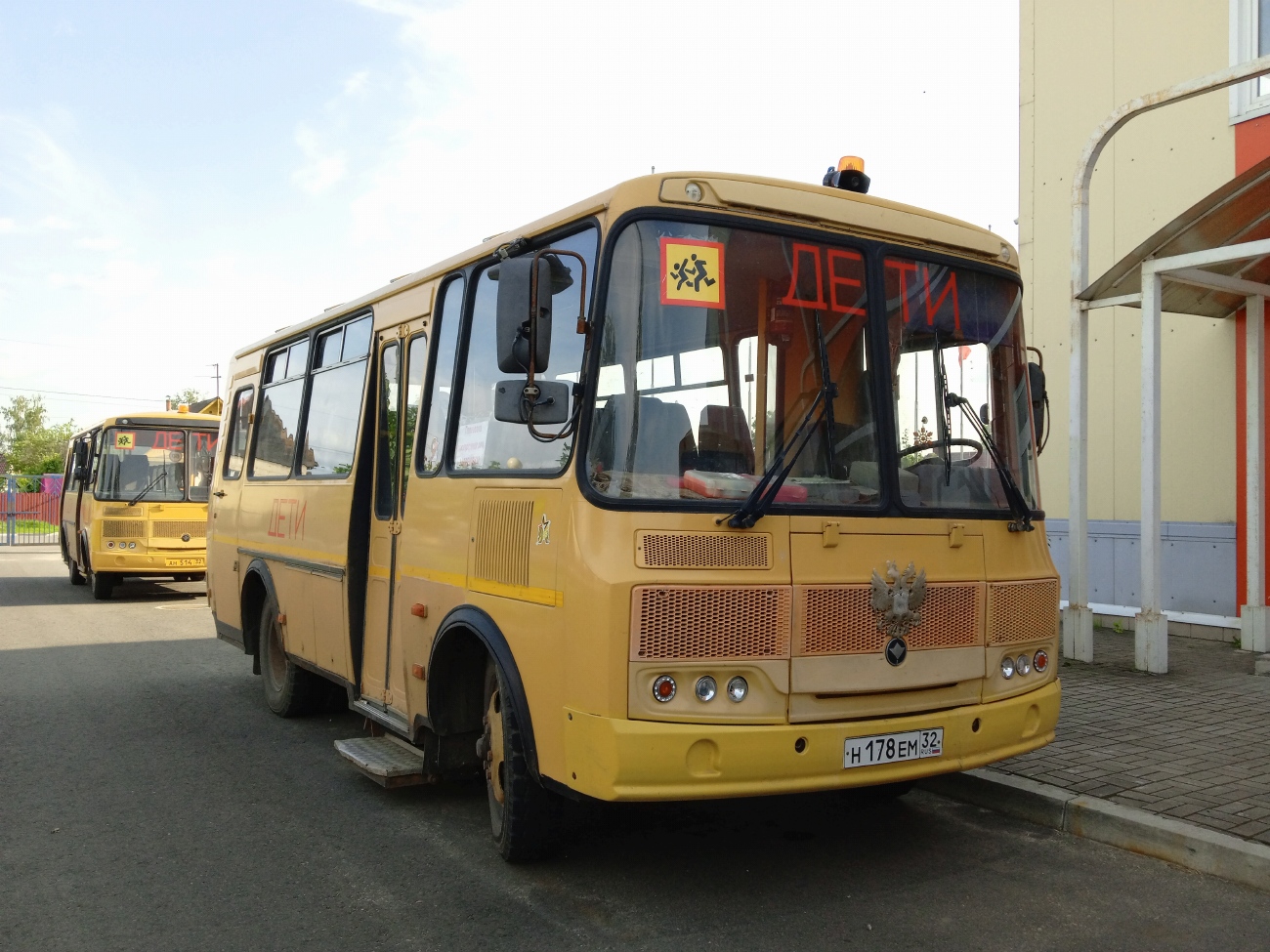 Брянская область, ПАЗ-32053-70 № Н 178 ЕМ 32