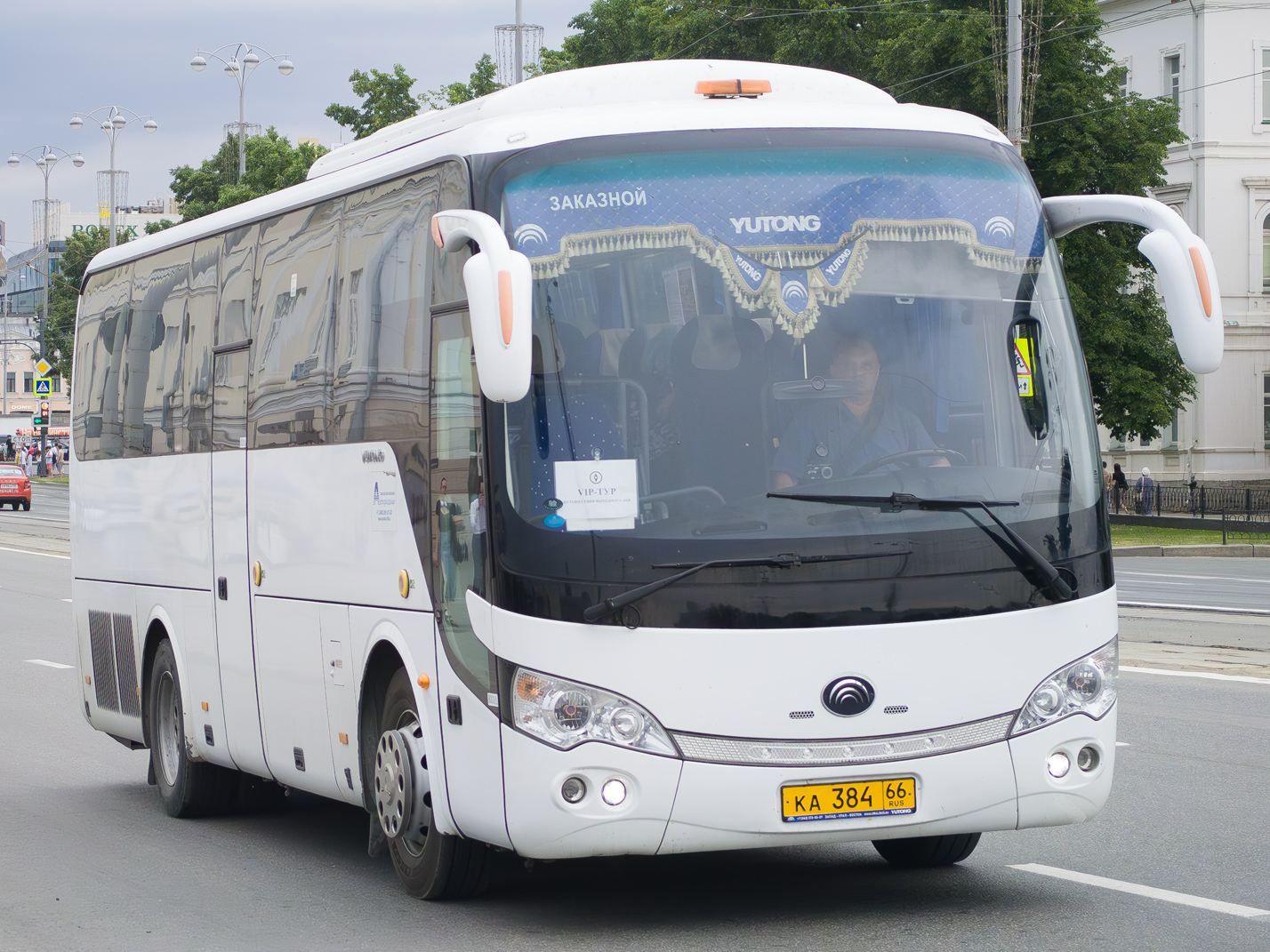 Свердловская область, Yutong ZK6938HB9 № КА 384 66