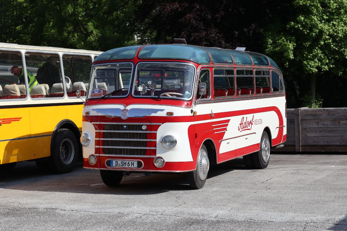 Северный Рейн-Вестфалия, Neoplan SH 6 № D-SH 6H; Северный Рейн-Вестфалия — 130 лет с запуска первого в мире автобусного маршрута