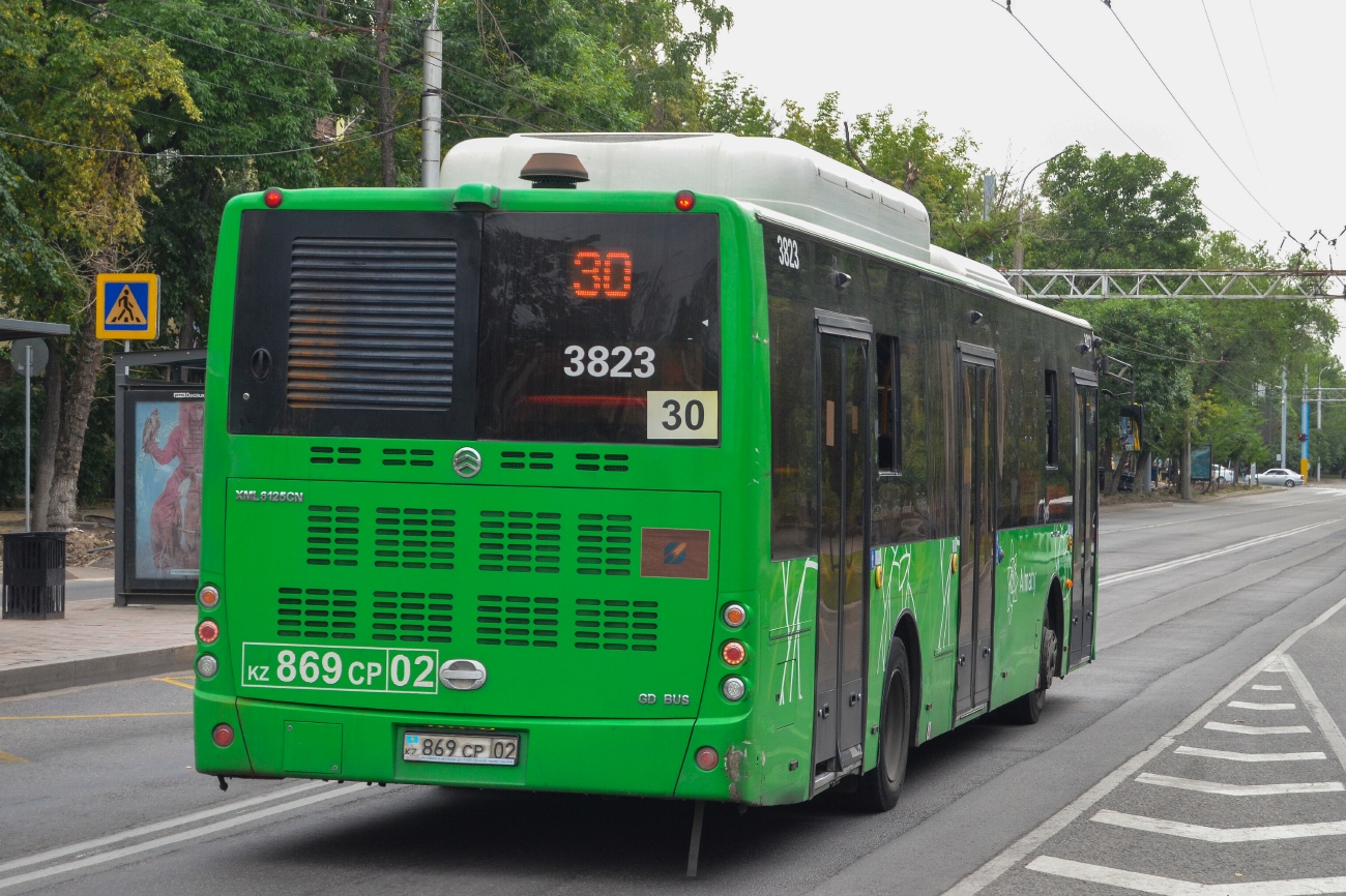 Алматы, Golden Dragon XML6125CN (Hyundai Trans Auto) № 3823 Алматы, Golden Dragon XML6125CN (Hyundai Trans Auto) № 3823