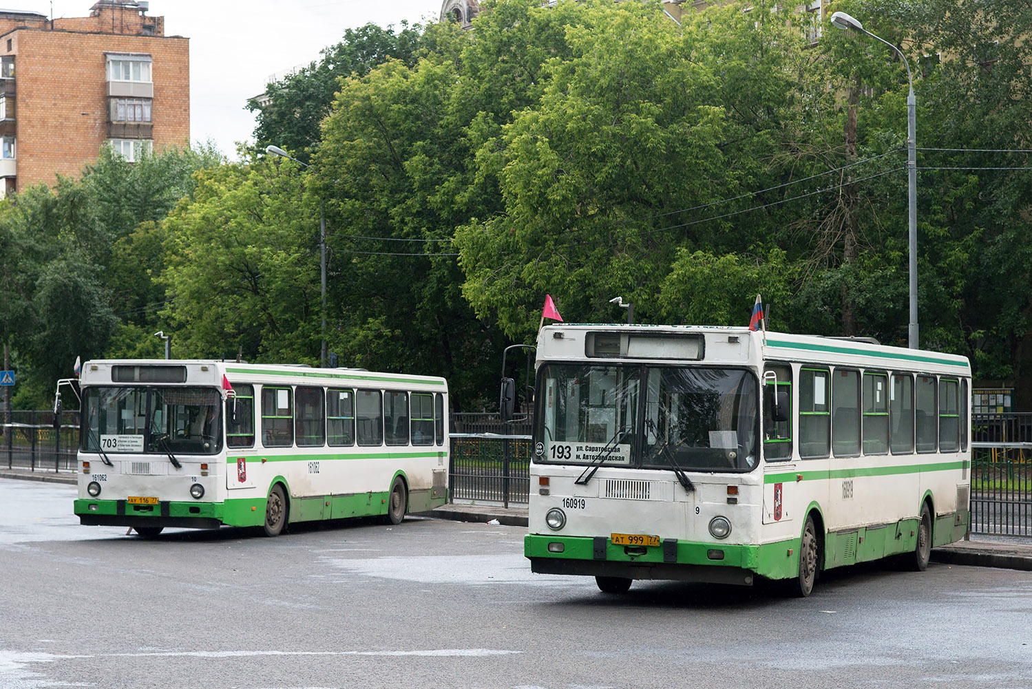 Москва, ЛиАЗ-5256.25 № 161062; Москва, ЛиАЗ-5256.25 № 160919
