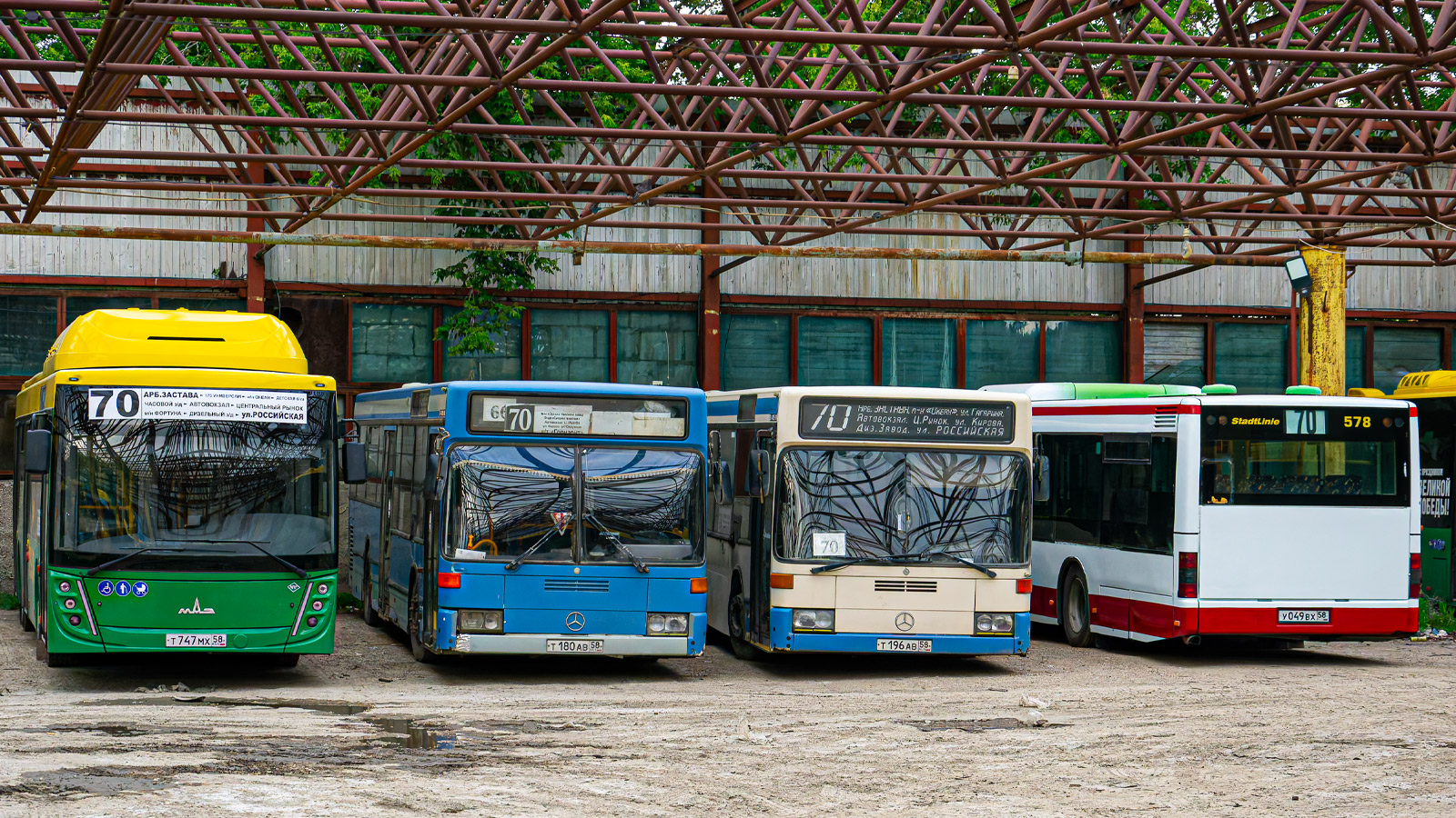 Пензенская область, МАЗ-203.948 № Т 747 МХ 58; Пензенская область, Mercedes-Benz O405N2 № Т 180 АВ 58