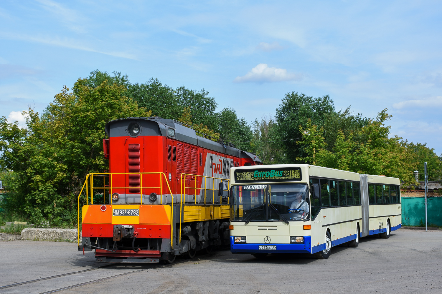Москва, Mercedes-Benz O405G № С 253 СА 190