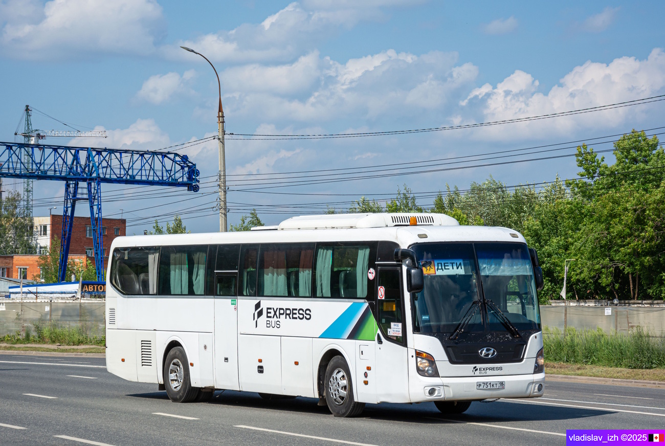 Удмуртия, Hyundai Universe Space Luxury № Р 751 КТ 18